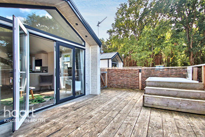 2 Bedroom Lodge For Sale In Holme Road, Stowbridge, PE34