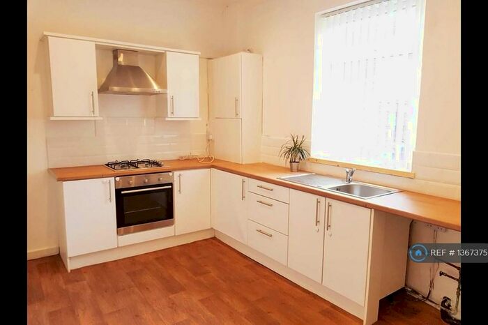 2 Bedroom Terraced House To Rent In Hulton Street, Failsworth, Manchester, M35