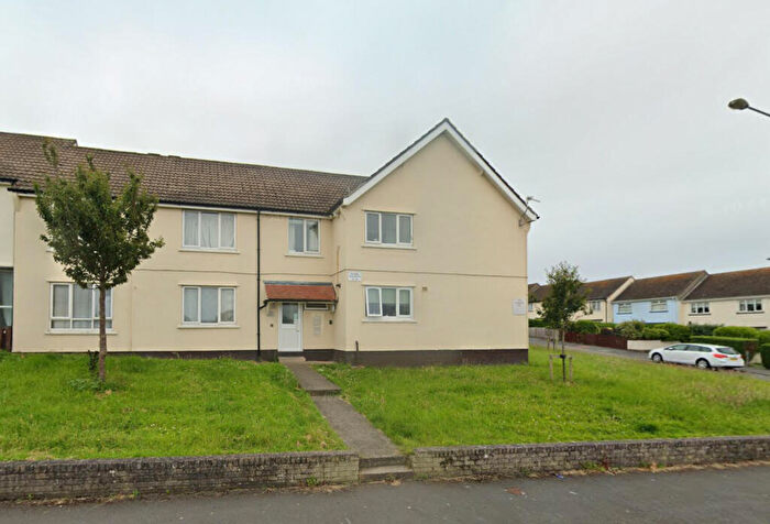 2 Bedroom Flat For Sale In Ffordd Elisabeth, Llandudno, LL30