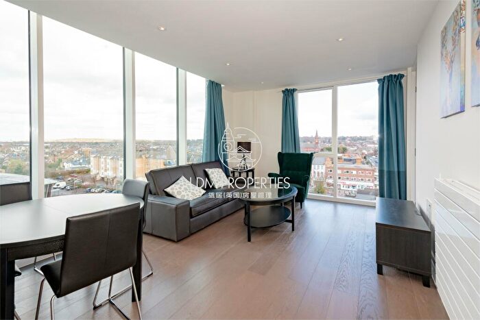 2 Bedroom Apartment To Rent In Queenshurst Square, Kingston Upon Thames, Surrey, KT2