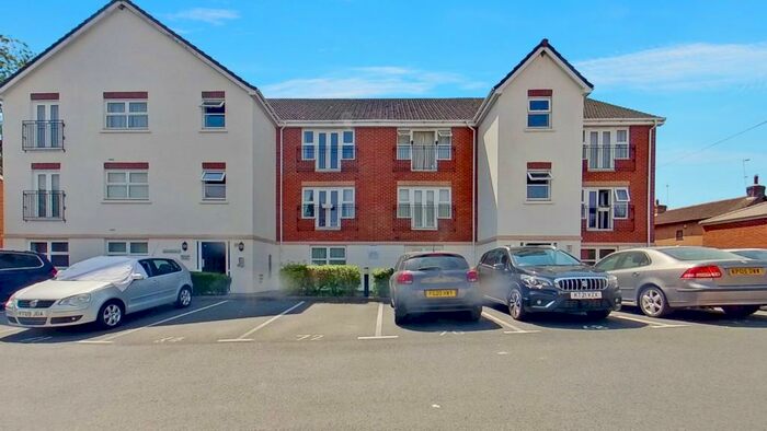 2 Bedroom Apartment To Rent In Peckerdale Gardens, Spondon, Derby, Derbyshire, DE21