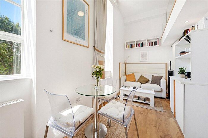 Apartment To Rent In Princess Beatrice House, Chelsea, London, SW10