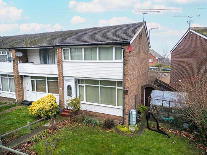 3 Bedroom End Of Terrace House For Sale In Priest Walk, Gravesend, Kent, DA12
