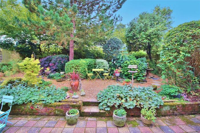 2 Bedroom Bungalow For Sale In Nepcote Lane, Findon Village, Worthing, West Sussex, BN14
