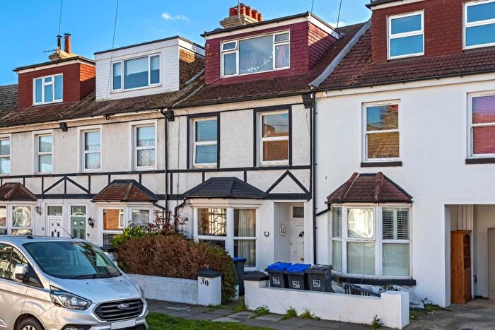 4 Bedroom Terraced House For Sale In Roberts Road, Lancing, BN15