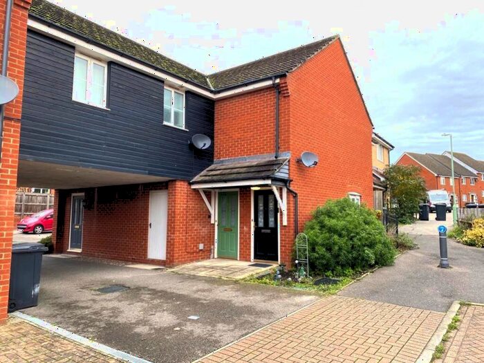 2 Bedroom Maisonette To Rent In Plover Close, Stowmarket, Suffolk, IP14