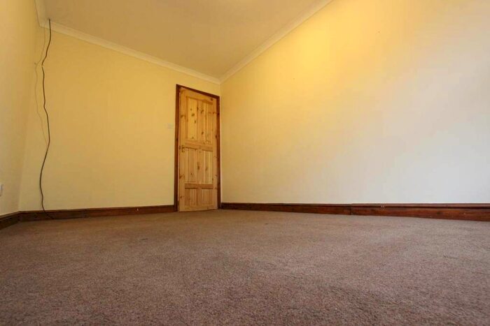 1 Bedroom Flat To Rent In Athelstan Walk North, Welwyn Garden City, AL7