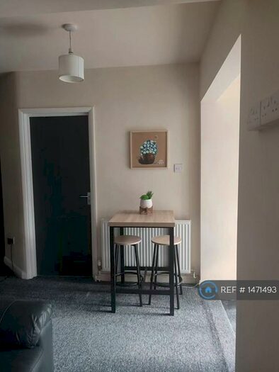 5 Bedroom Detached House To Rent In Harrington Drive, Nottingham, NG7