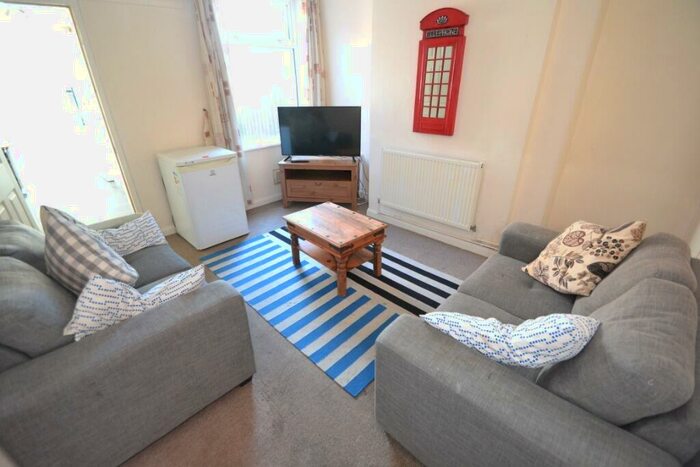 4 Bedroom Terraced House To Rent In Harley Street, Lenton, Nottingham, NG7