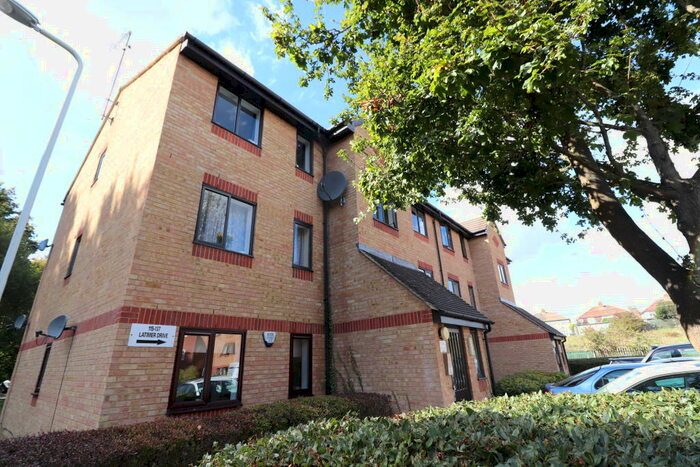 1 Bedroom Apartment To Rent In Hornchurch, RM12