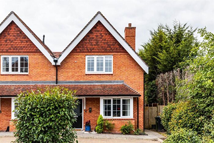 3 Bedroom End Of Terrace House For Sale In Sandcross Lane, Reigate, RH2