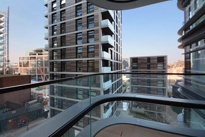 1 Bedroom Flat For Sale In Principal Tower, Worship Street, Shoreditch, EC2A