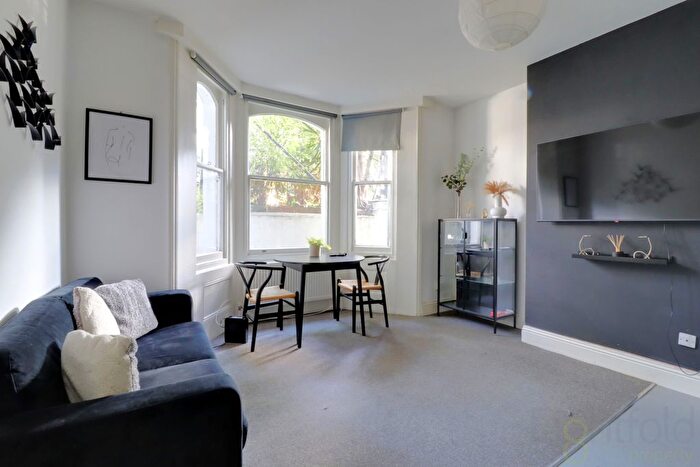 2 Bedroom Flat To Rent In Preston Road, Brighton, BN1