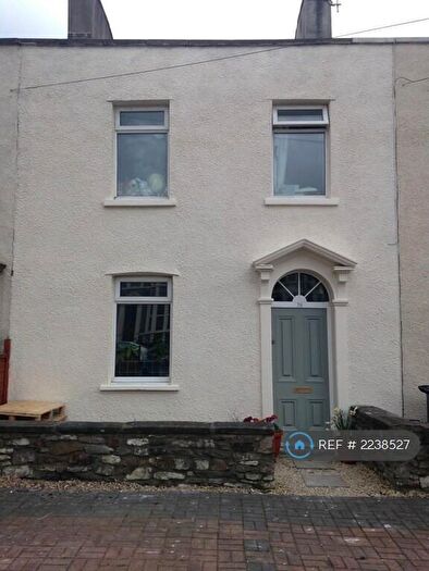 3 Bedroom Terraced House To Rent In Bell Hill Road, Bristol, BS5