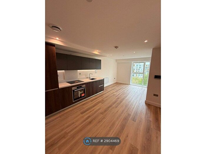 1 Bedroom Flat To Rent In The Mount, Leeds, LS9