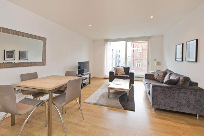 1 Bedroom Flat To Rent In Brewhouse Yard, Clerkenwell, EC1V