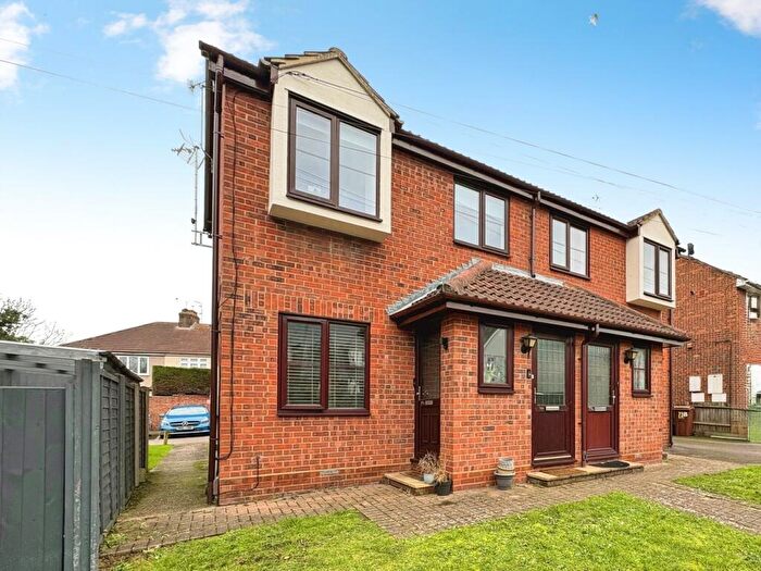 1 Bedroom Apartment For Sale In Wood Street, Chelmsford, CM2