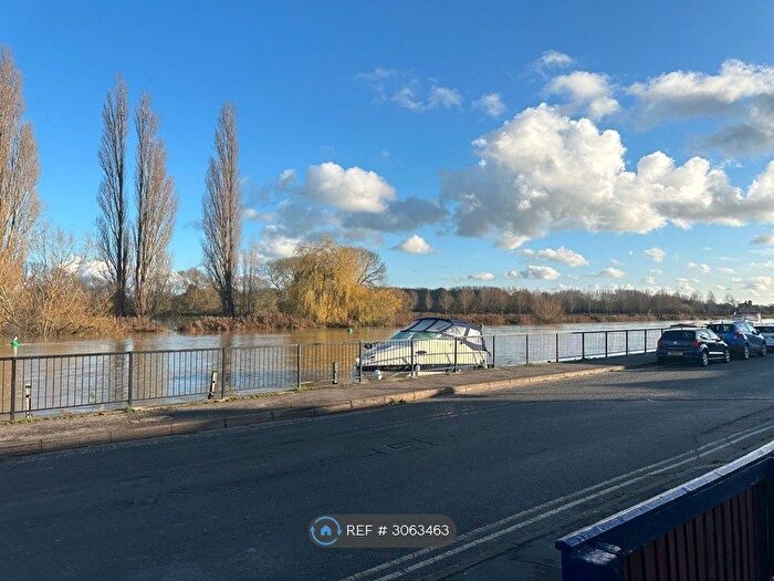 1 Bedroom Flat To Rent In Wilsham Road, Abingdon, OX14