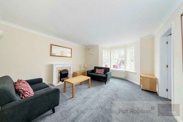 2 Bedroom Apartment To Rent In Sovereign Court, Windsor Mews, Jesmond, Newcastle Upon Tyne, NE2