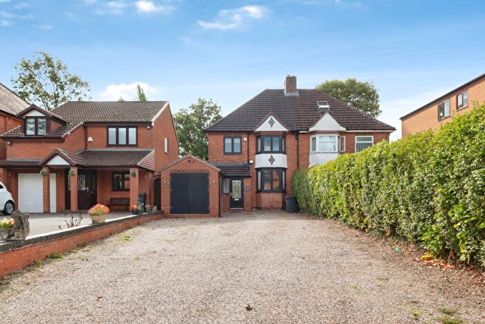 4 Bedroom Semi-Detached House For Sale In Northfield Road, Kings Norton, Birmingham, West Midlands, B30