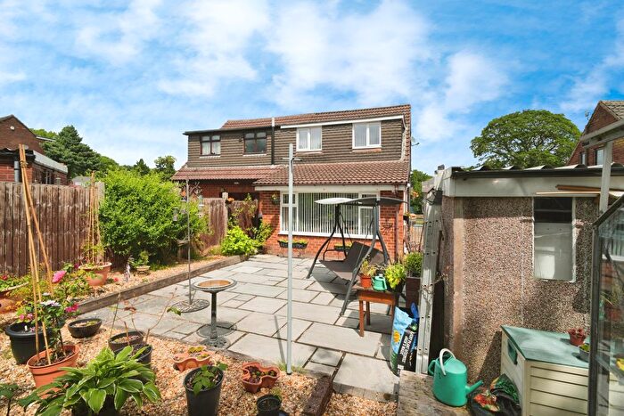 2 Bedroom Semi-Detached House For Sale In Rectory Lane, Wigan, WN1