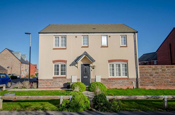 3 Bedroom Detached House For Sale In Sundew Road, Lyde Green, Bristol, BS16