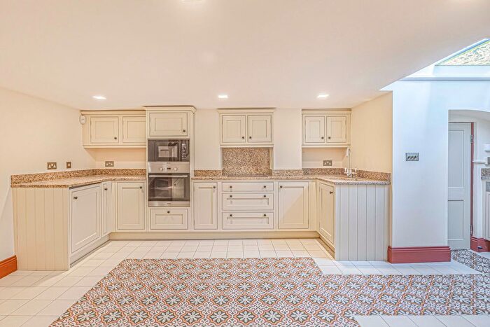 1 Bedroom Terraced House To Rent In Rutland Street, Knightsbridge, SW7