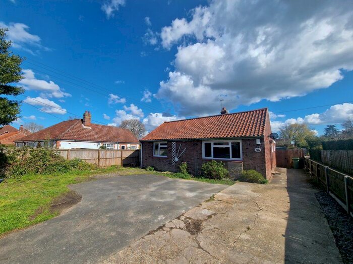 2 Bedroom Bungalow To Rent In Mill Road, Hethersett, Norwich, NR9