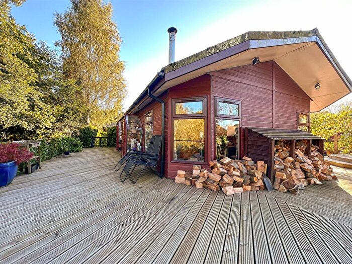 2 Bedroom Lodge For Sale In Hunters Pointe, Somerford, CW12