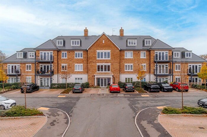 1 Bedroom Apartment To Rent In Victory Gardens, Arborfield Green, Reading, Berkshire, RG2