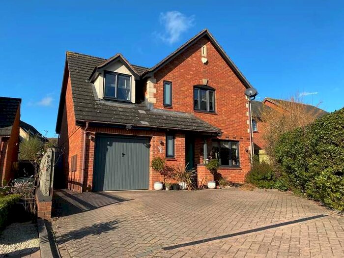 4 Bedroom Detached House For Sale In Cromwell Road, Powick, Worcester, WR2
