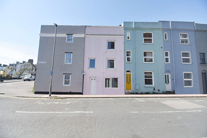 3 Bedroom Terraced House For Sale In Park Street, Brighton, BN2