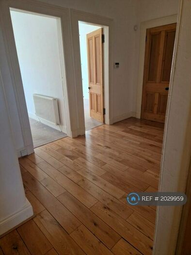1 Bedroom Flat To Rent In Deanston Drive, Glasgow, G41
