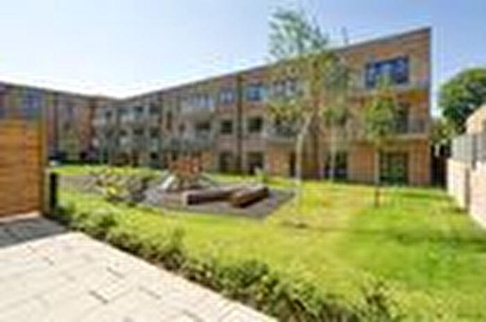 1 Bedroom Flat To Rent In Iris House, Plum Mews, Springfield Parkside, Tooting, SW17