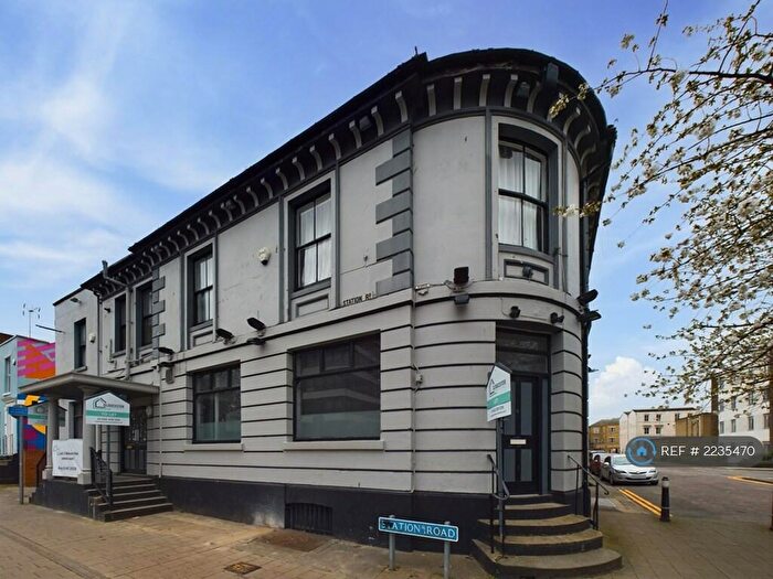 3 Bedroom Flat To Rent In Station Road, Gloucester, GL1