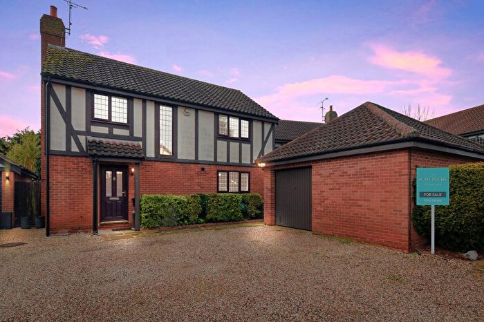 4 Bedroom Detached House For Sale In Dalwood, Bournes Green School Catchment, Shoeburyness, Essex, SS3
