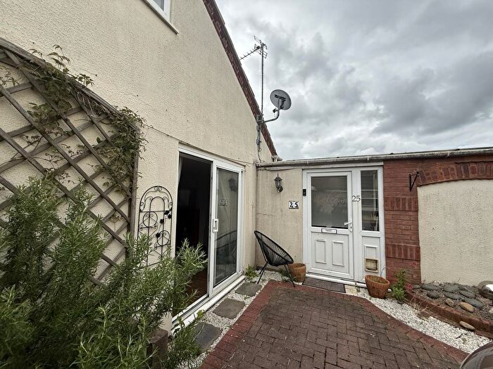 2 Bedroom Flat To Rent In Hednesford Street, Cannock, WS11