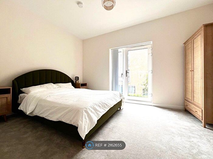 4 Bedroom Terraced House To Rent In Pear Mews, London, SW17