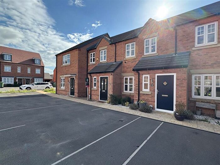 2 Bedroom Terraced House For Sale In Linby Drive, Bircotes, DN11