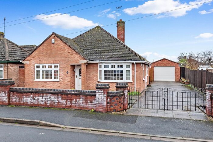 2 Bedroom Bungalow For Sale In Aycliffe Road, Worcester, WR5