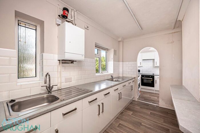 6 Bedroom End Of Terrace House To Rent In Bolney Road, Brighton, BN2