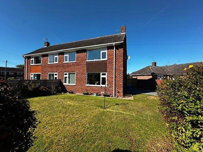 3 Bedroom Semi-Detached House To Rent In Sutherland Drive, Muxton, Telford, Shropshire, TF2