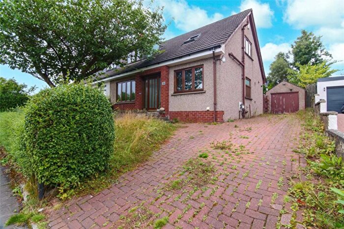 3 Bedroom Semi Detached House For Sale In Larchfield Drive, Rutherglen, Glasgow, South Lanarkshire, G73