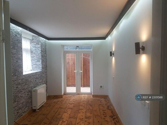 4 Bedroom Flat To Rent In High Street, Wainfleet, PE24