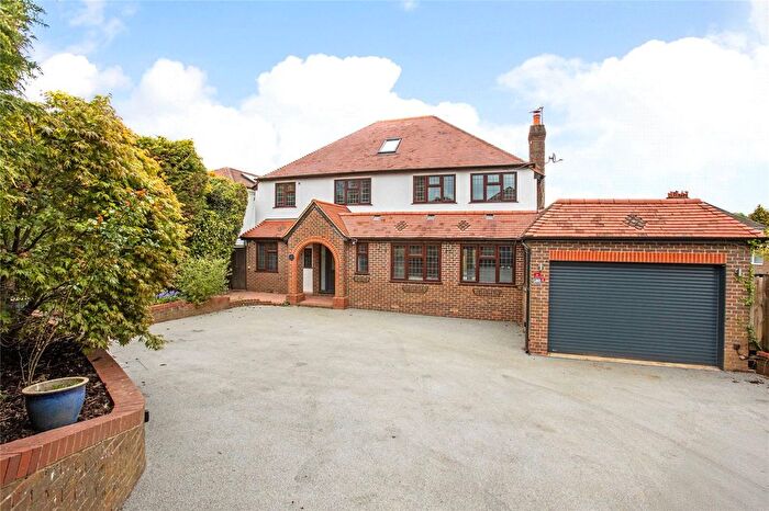 4 Bedroom Detached House For Sale In Church Lane, Coulsdon, Surrey, CR5
