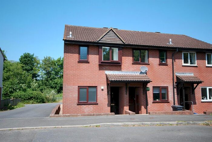 2 Bedroom End Of Terrace House To Rent In Shand Park, Axminster, EX13