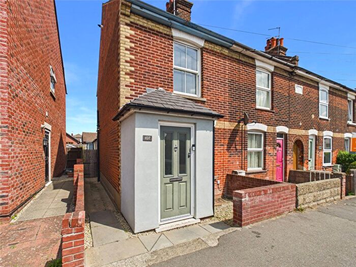 2 Bedroom Terraced House For Sale In Bergholt Road, Colchester, Essex, CO4