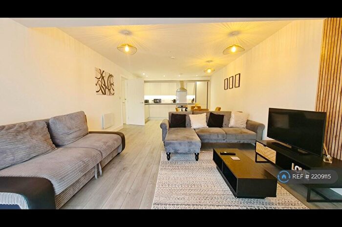 1 Bedroom Flat To Rent In Madison Court, Hemel Hempstead, HP1