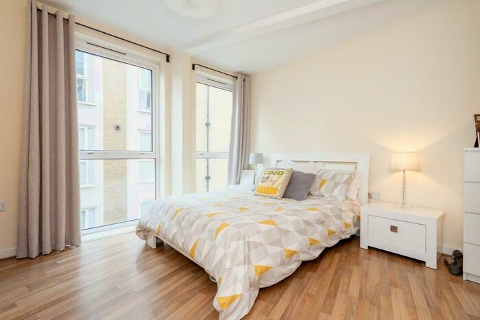 4 Bedroom Bungalow To Rent In Thurlow Hill, London, SE21