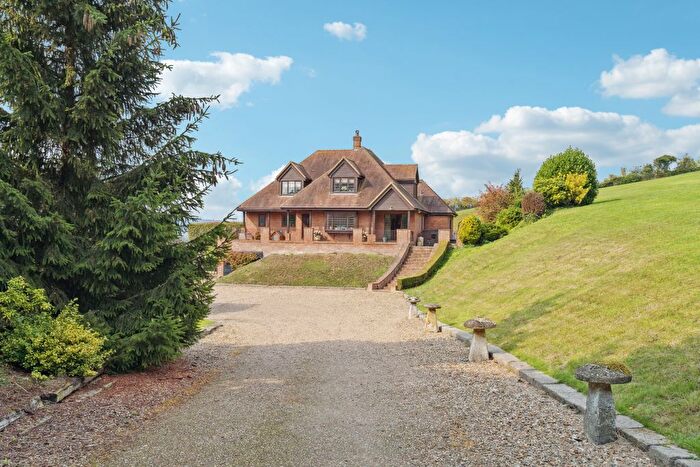 5 Bedroom Detached House For Sale In New Road, Northchurch, Berkhamsted, HP4